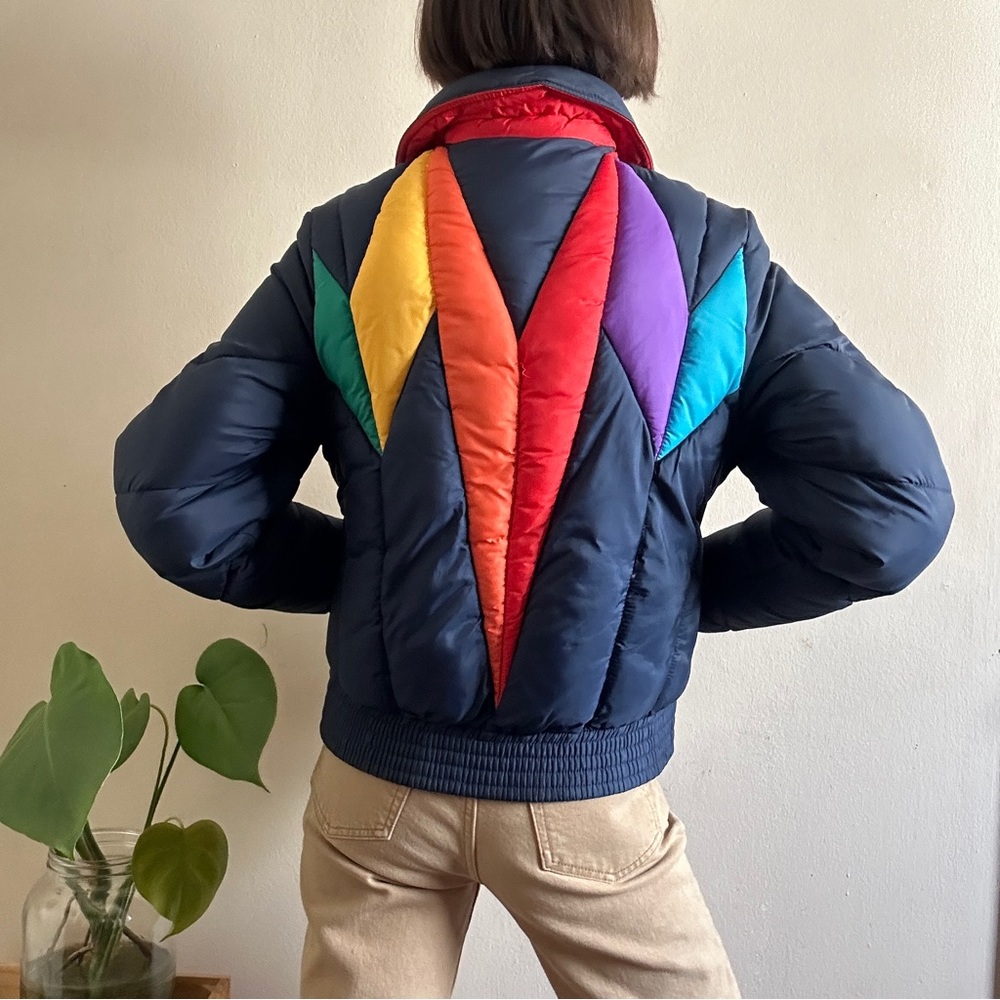 Vintage Rainbow Puffer